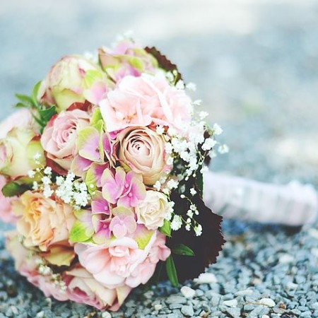 bridal-bouquet-2525992-480.jpg